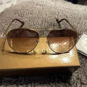 Gucci | Accessories | Gucci Aviator Sunglasses With Original  display picture 2